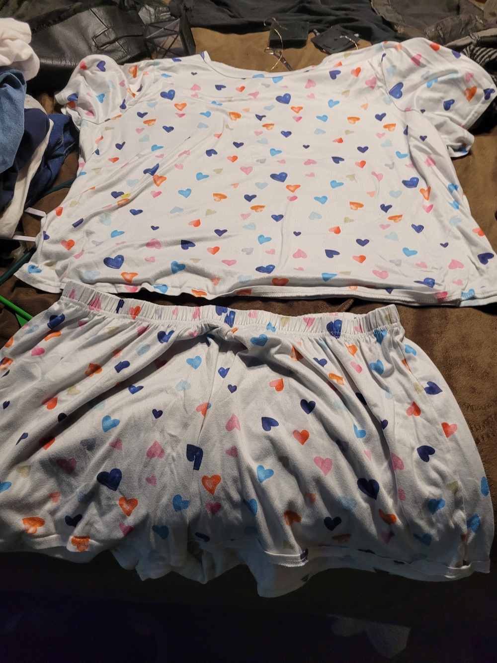 Womans White Heart-Print Pajama Set - Multicolor Hearts